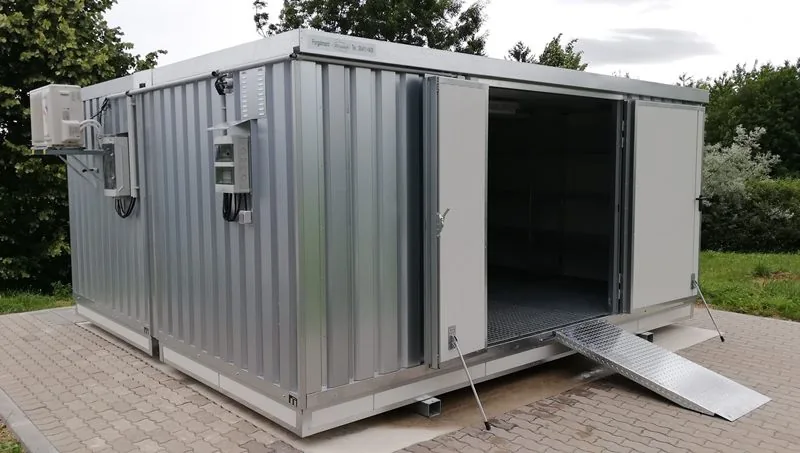 SMCI 52 szigetelt veszélyesanyag-tároló konténer